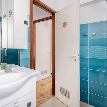 דירה Vista Mare, Terrazza E Parcheggio Gratis מונליה